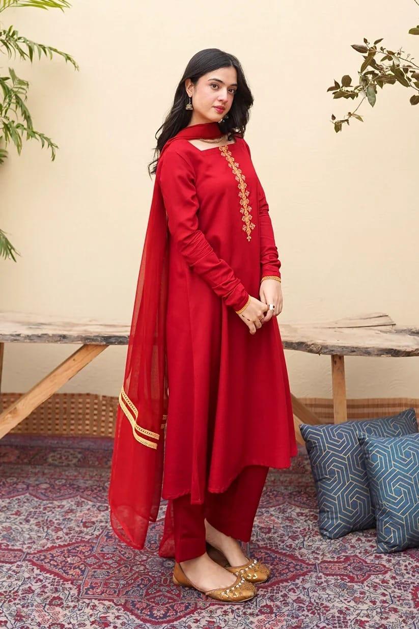 Ruby Elegance – 3-Piece
