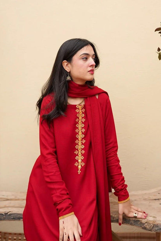 Ruby Elegance – 3-Piece